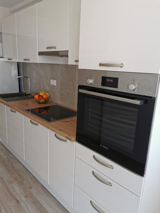 Apartman Adriatic Pavlinovic - Макарска Экстерьер фото