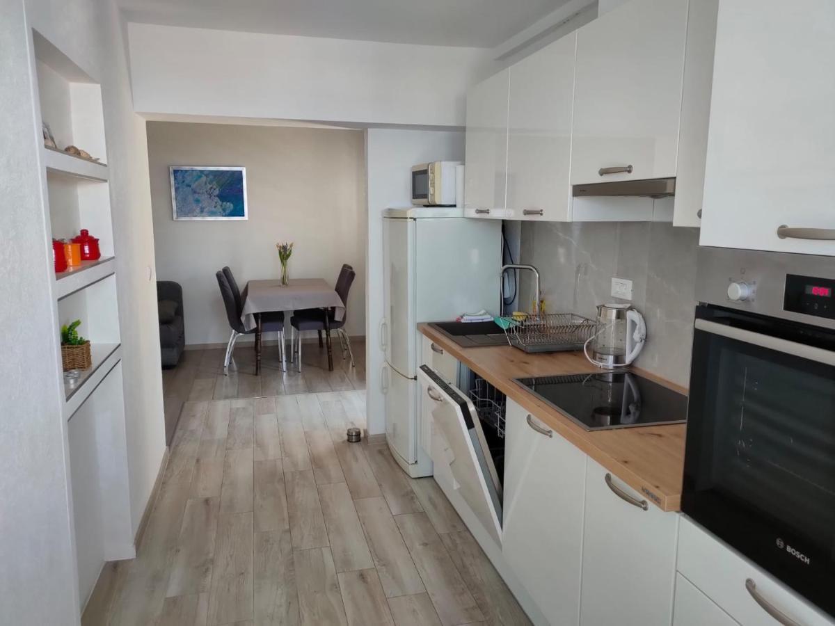 Apartman Adriatic Pavlinovic - Макарска Экстерьер фото